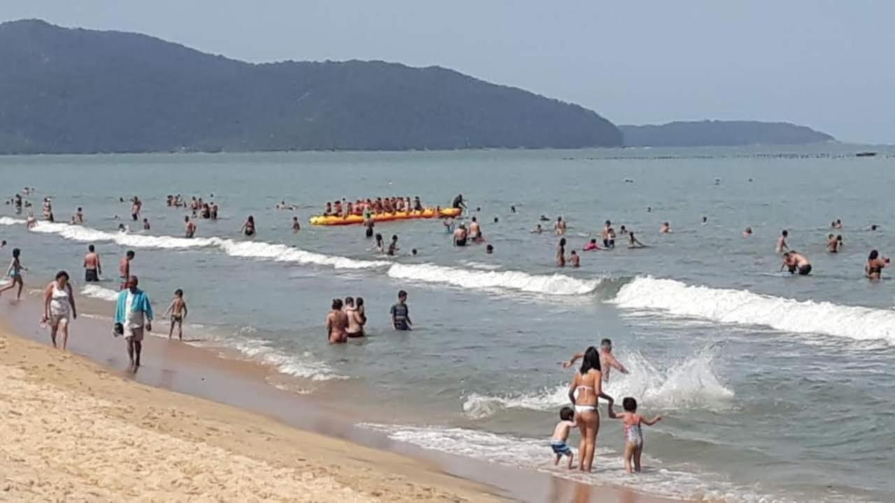 Alugo Apartamento Na Praia Cocanha 卡拉瓜塔图巴 外观 照片