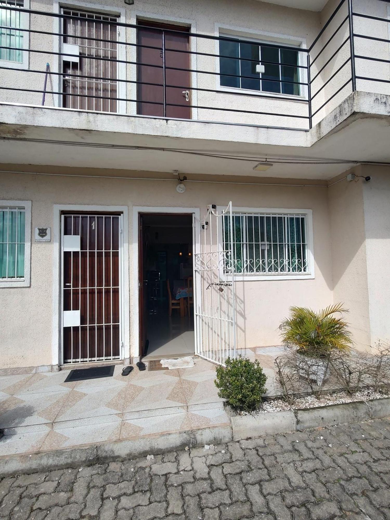 Alugo Apartamento Na Praia Cocanha 卡拉瓜塔图巴 外观 照片